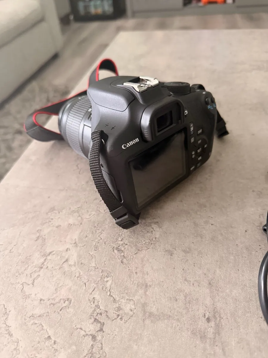 Canon EOS 1200D - Image 3
