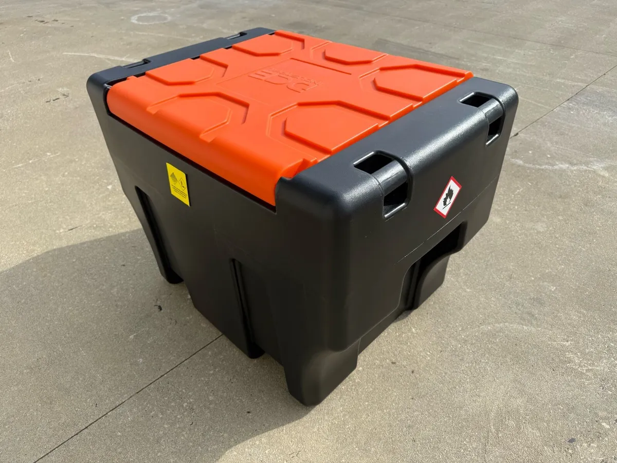 New 400 litre DCE fuel / add blue bowser - Image 3