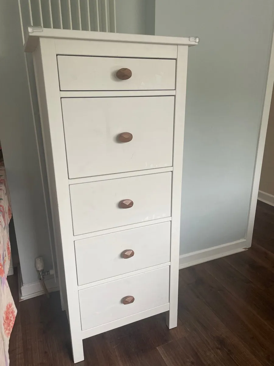 Chest of drawers - Image 1