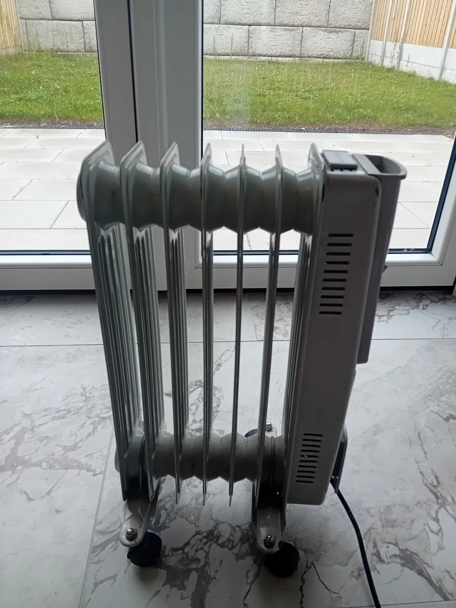 Electric radiator - Image 1