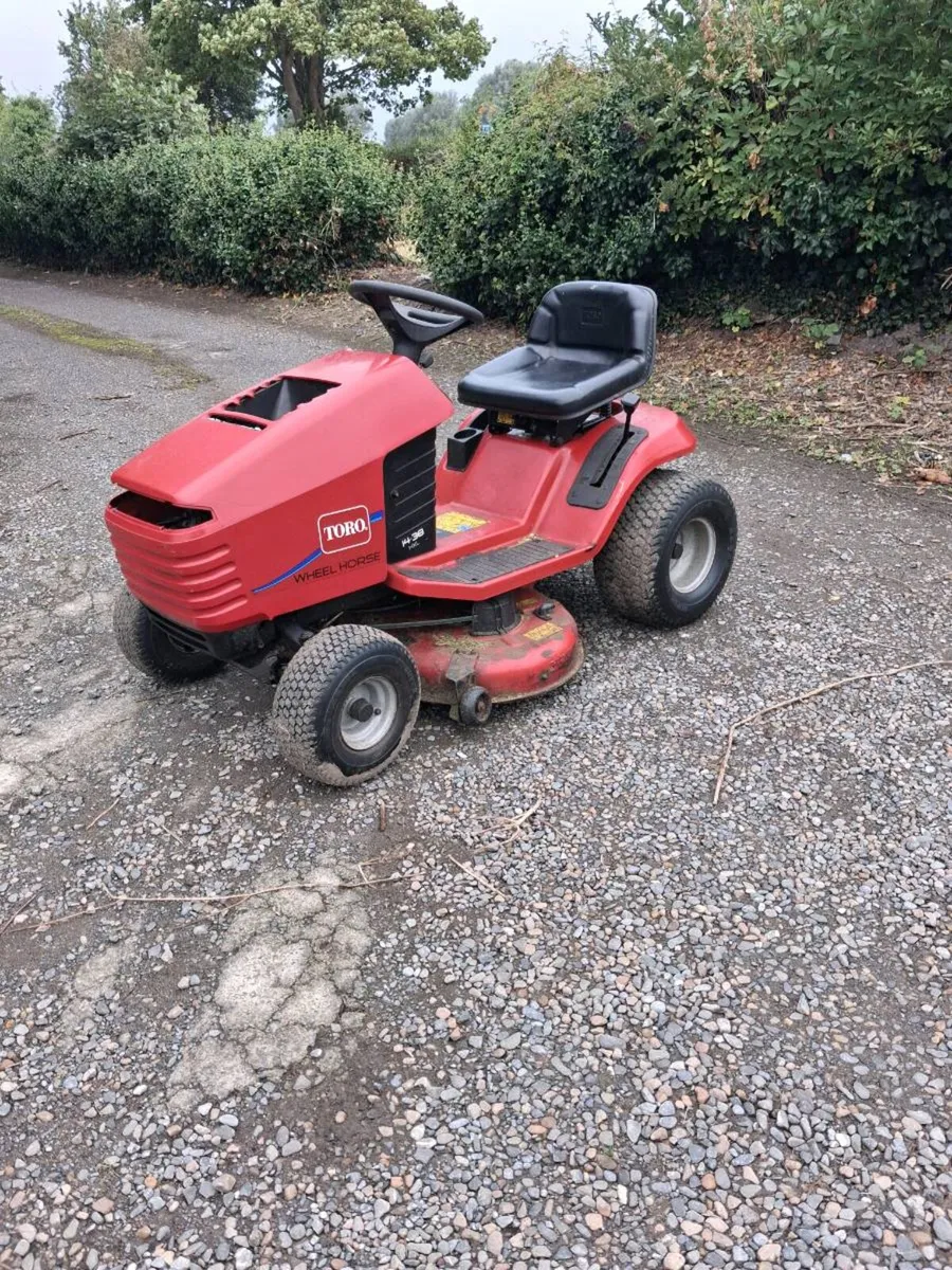 Toro ride on mower - Image 3