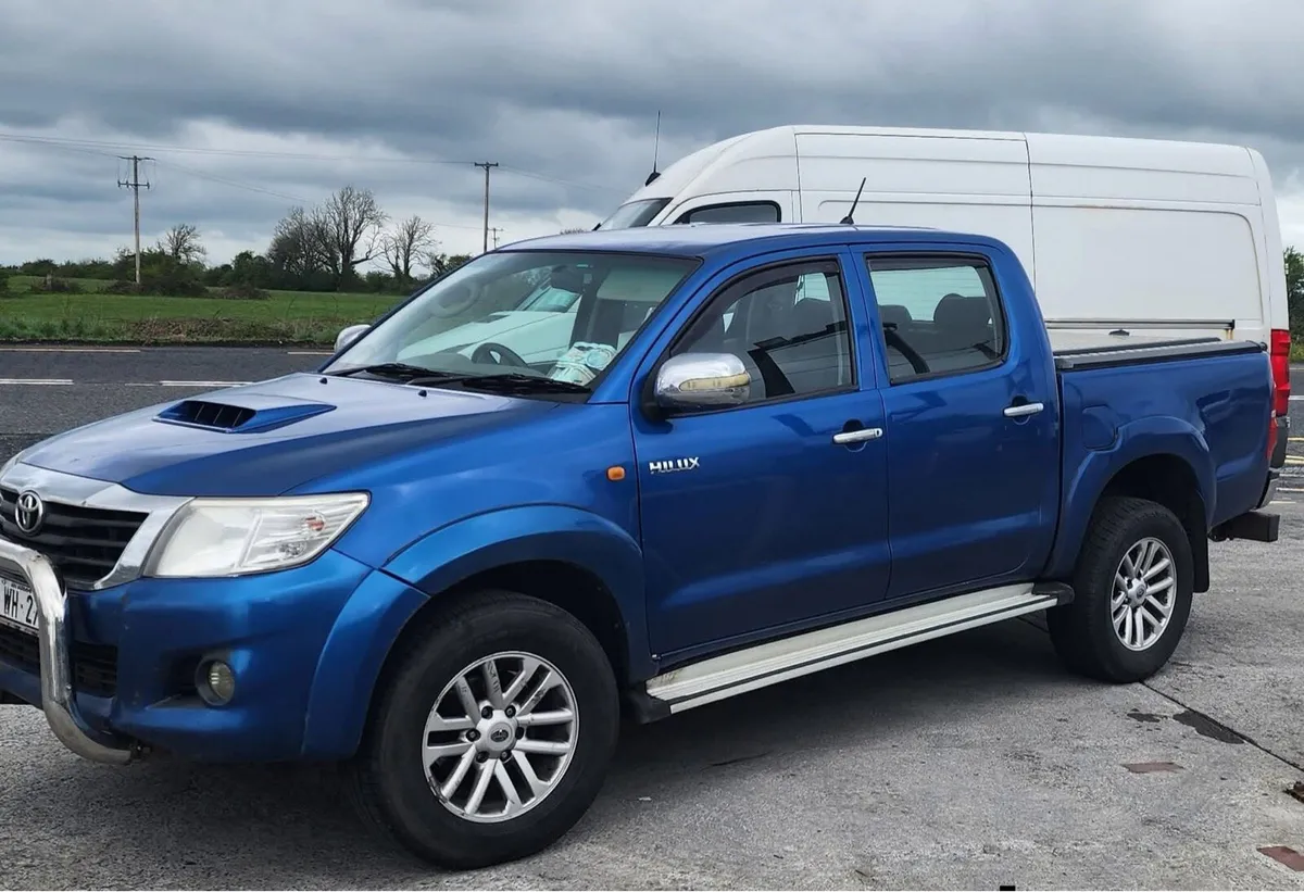 2012 toyta hilux