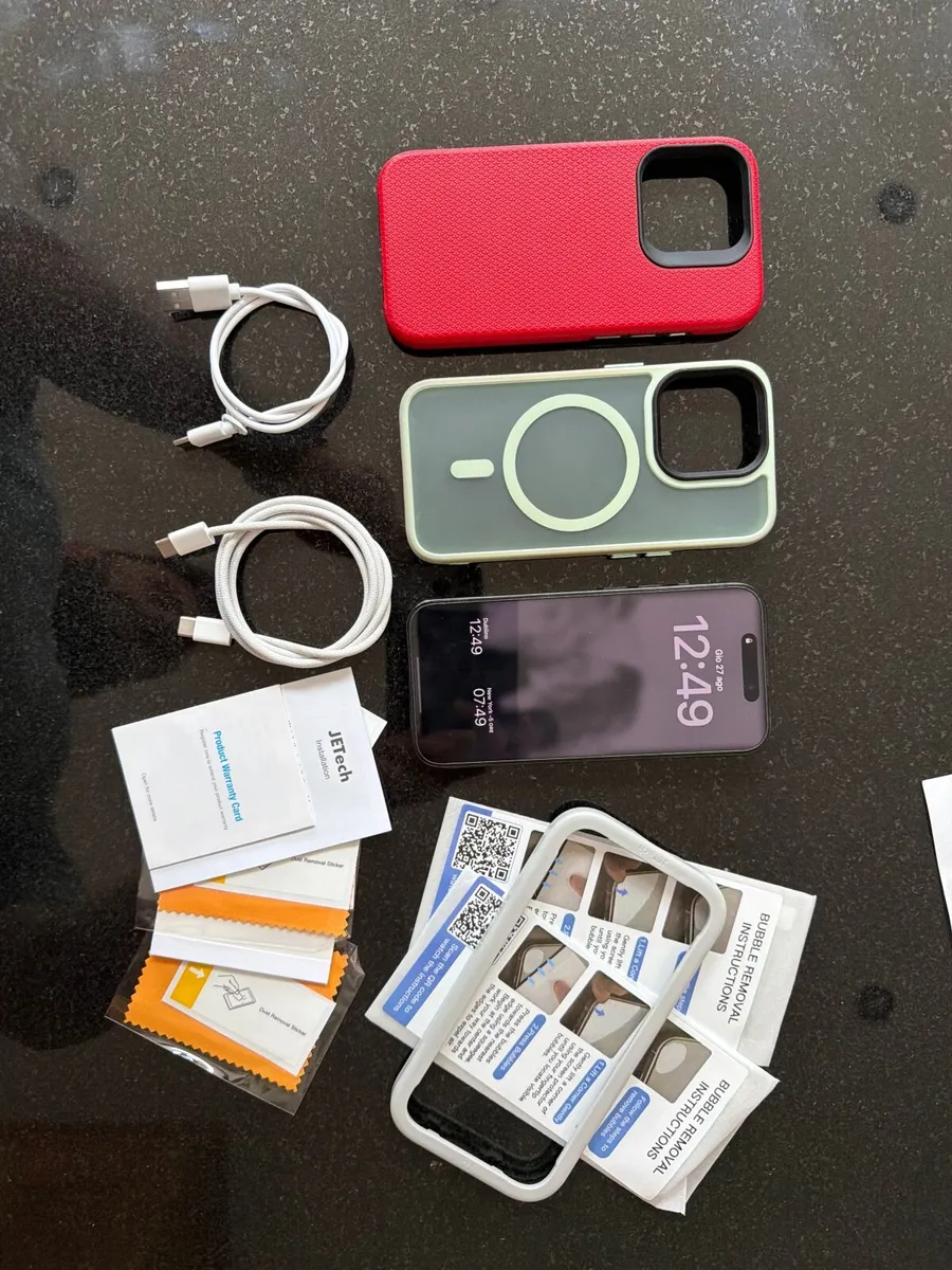 iPhone 15 pro 256gb - Image 1