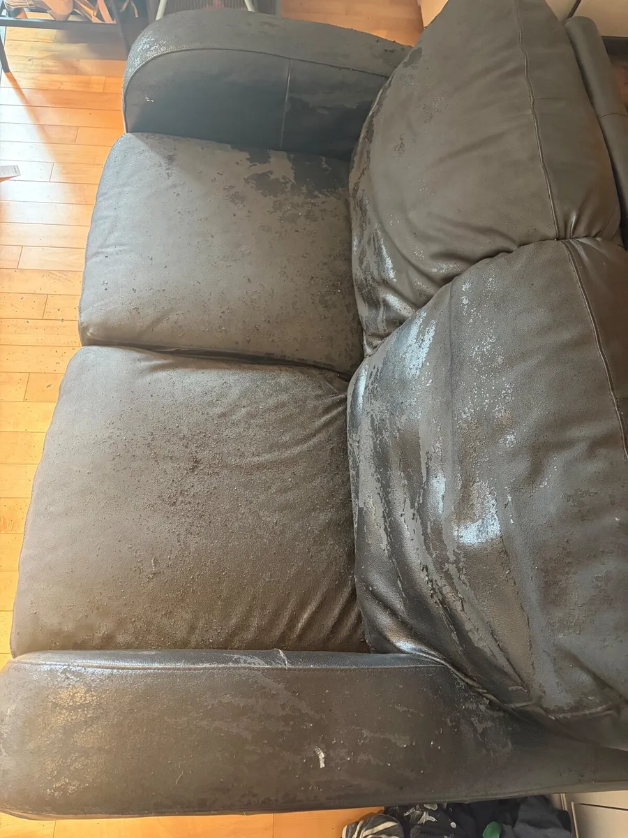 Couch- black - Image 3