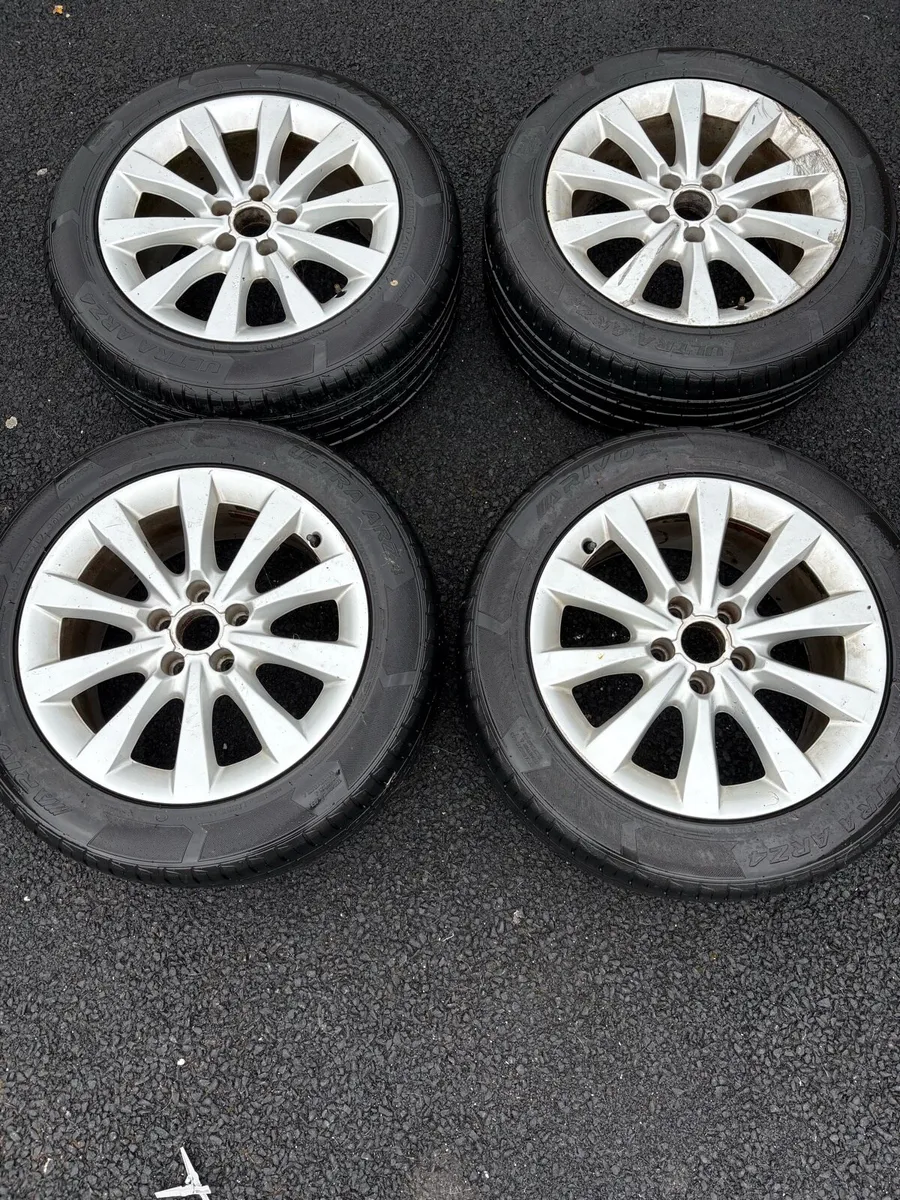 4x 17-inch alloy wheels with tire size 225/55 R17 - Image 1