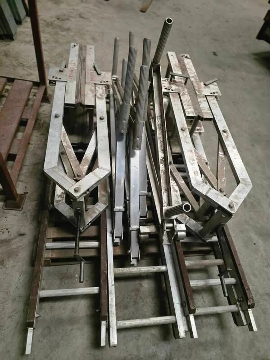 roof ladder platform - Image 1