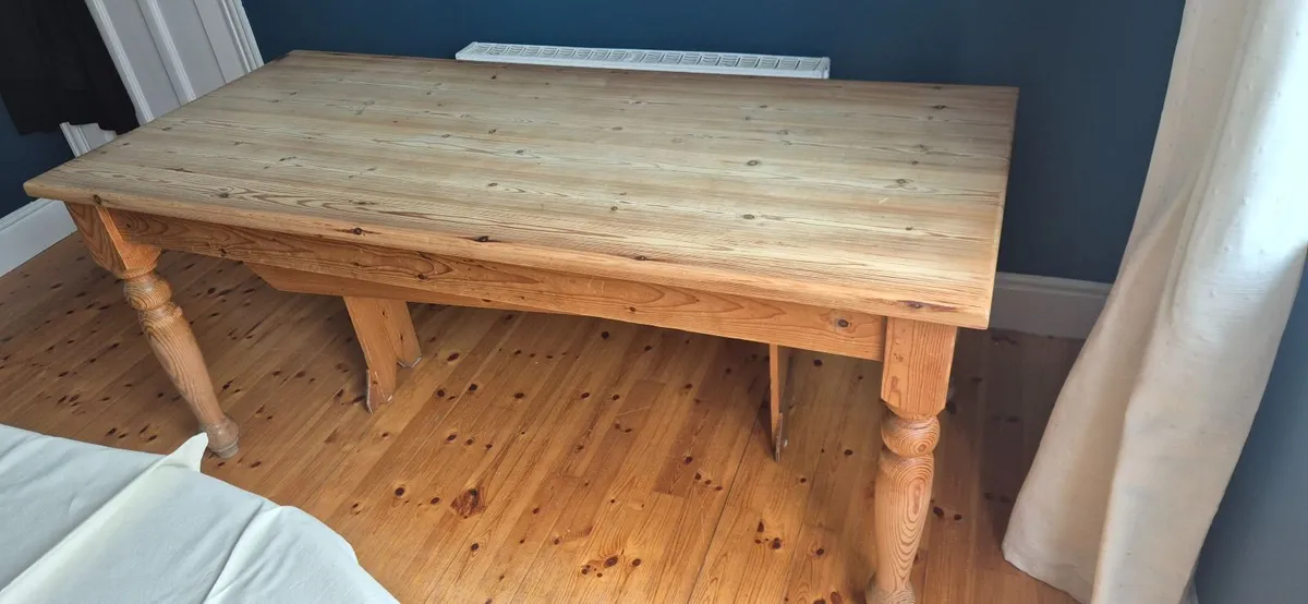 Oak Dining Table - Image 1