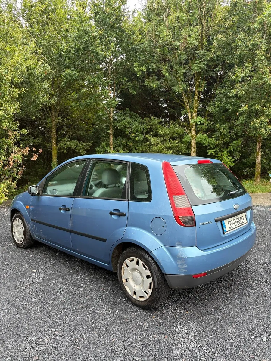 Ford Fiesta 2003 - Image 4