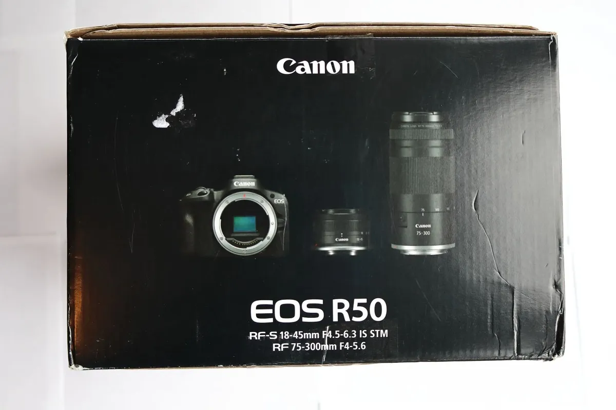 Canon EOS R50 + RF-S 18-45mm & RF 75-300mm Lenses - Image 3