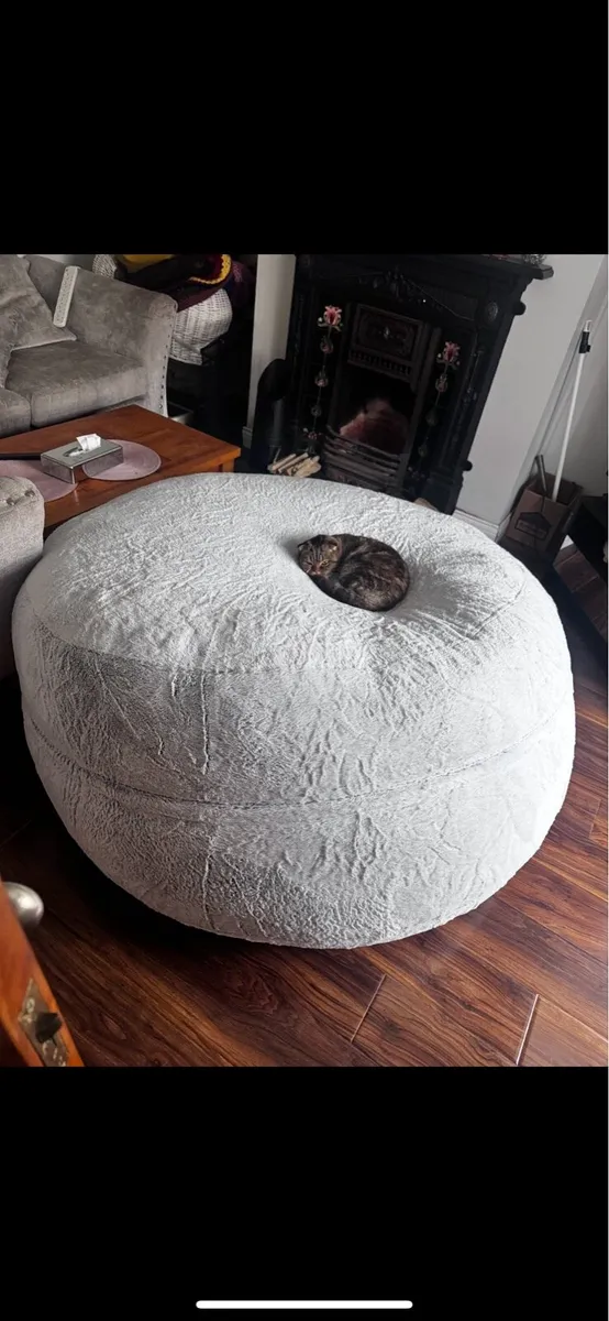 Giant beanbag