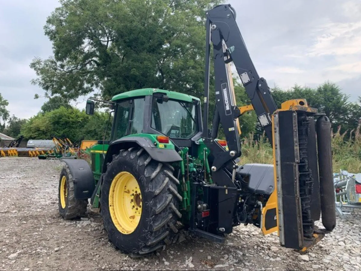 JOHN DEERE 6910 & MCCONNEL PA6567T - Image 4