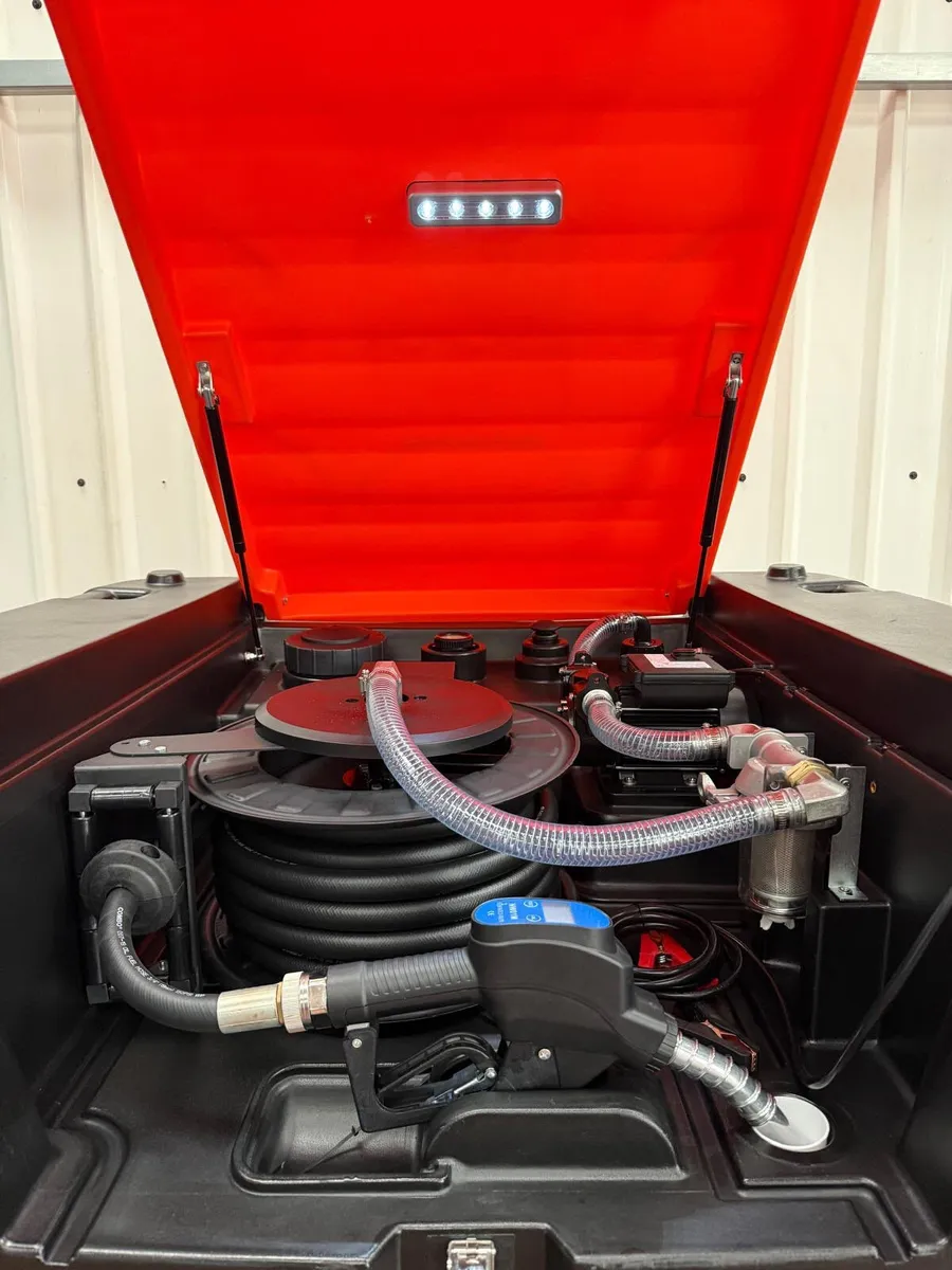 New 1000 Ltr Fuel Bowser c/w Pump & Hose Reel - Image 2