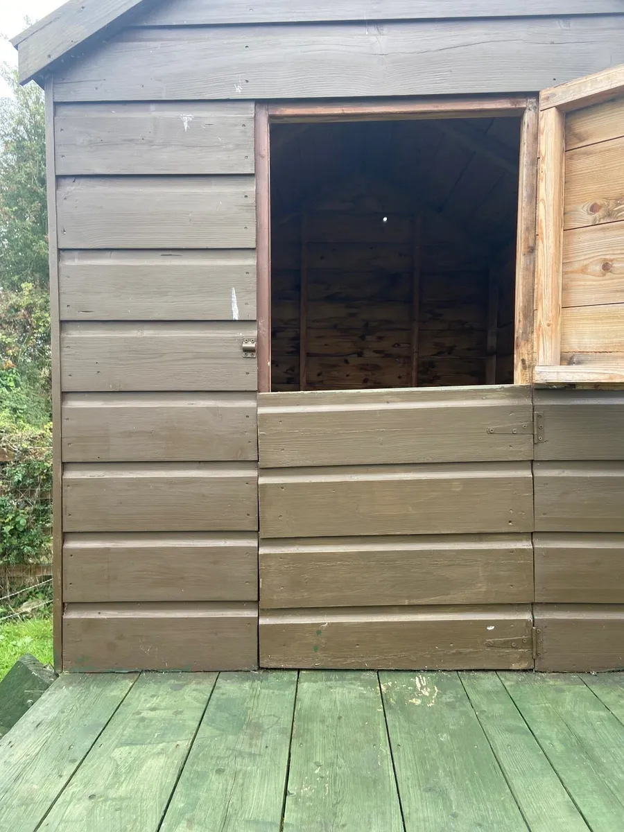 Playhouse and slide - Image 2