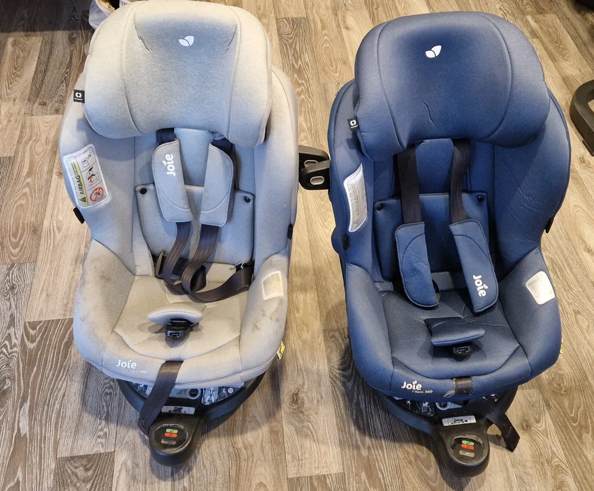 2 x Joie i-spin 360 car seats - Image 1