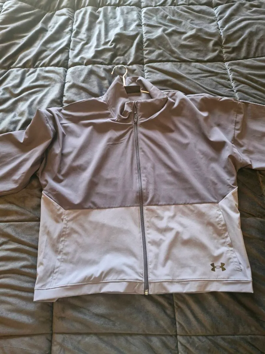 Under Armour lightweight jacket - Image 1