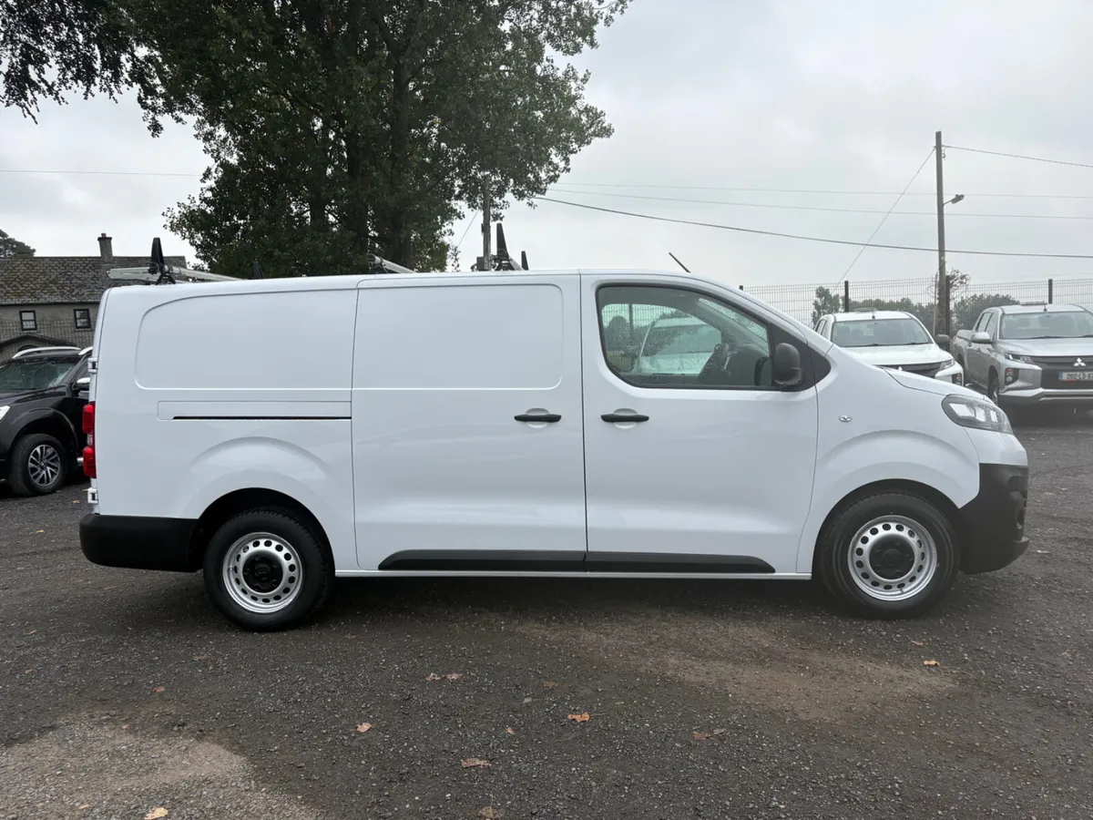 Opel Vivaro - Image 4