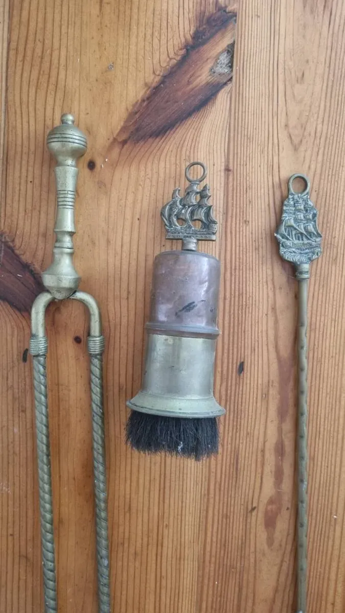 Vintage Brass Fire Irons Set - Image 2