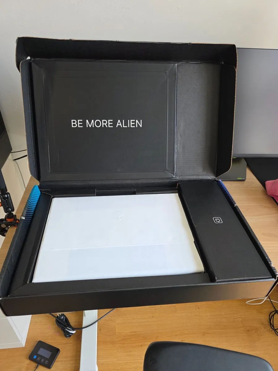 Alienware 16X Aurora | Ultra 9 275HX | RTX 5060 | - Image 1