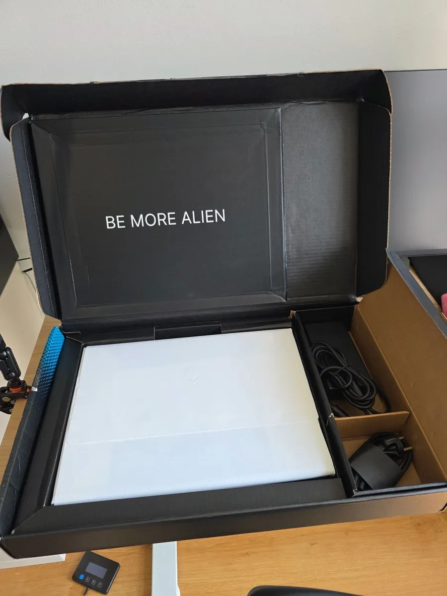 Alienware 16X Aurora | Ultra 9 275HX | RTX 5060 | - Image 3