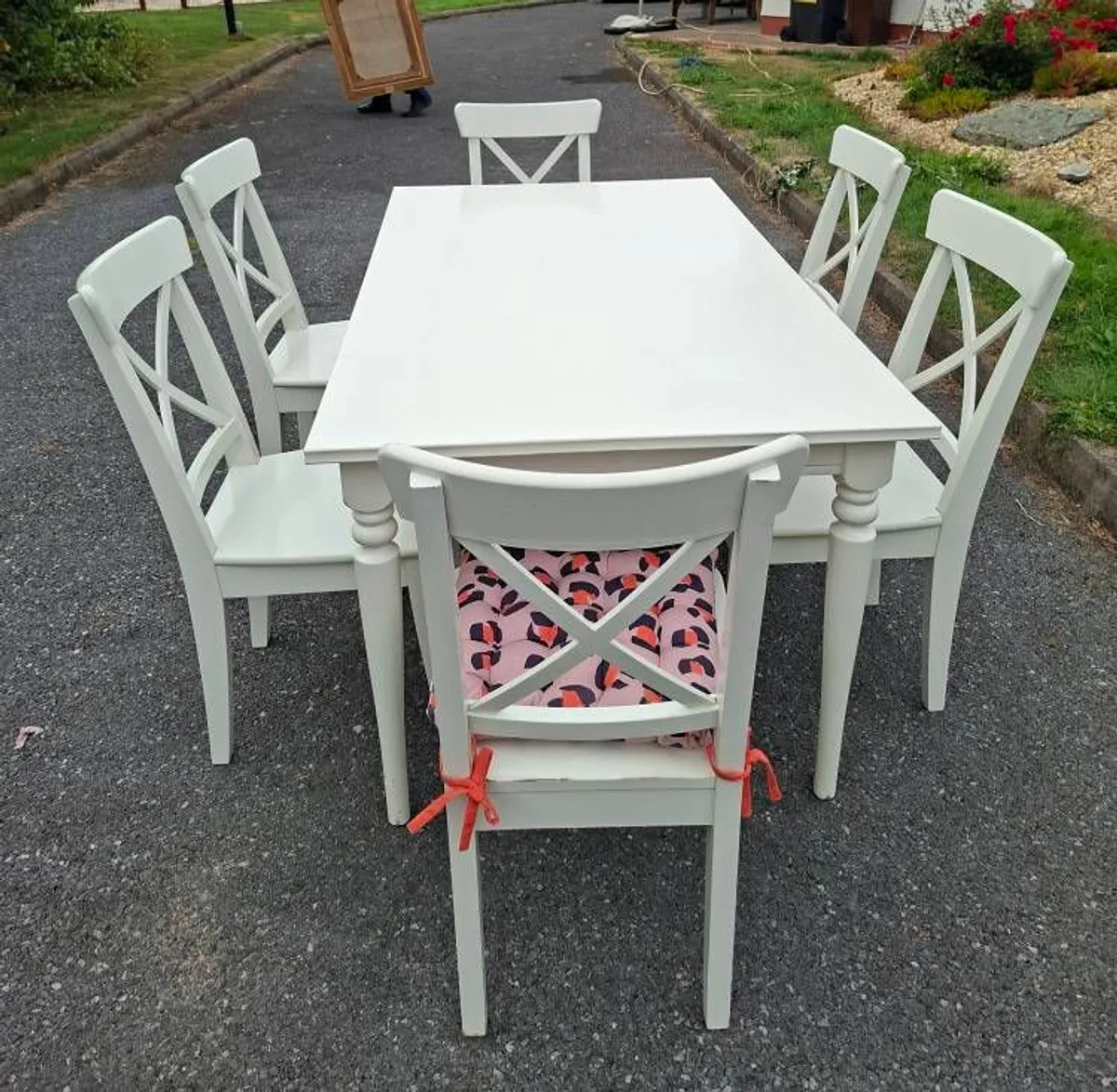 Dining - Image 4