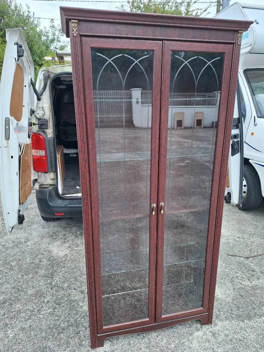 Two door display cabinet - Image 1