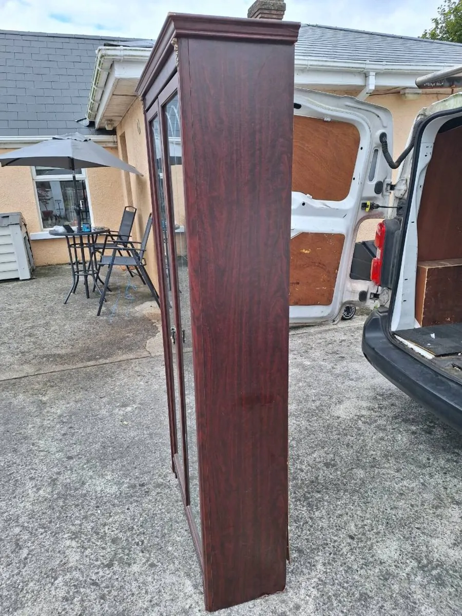 Two door display cabinet - Image 3