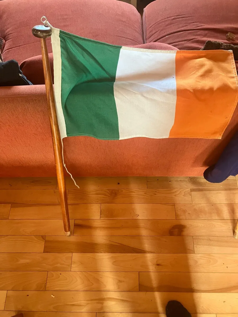 Irish and NYC flag - Image 4