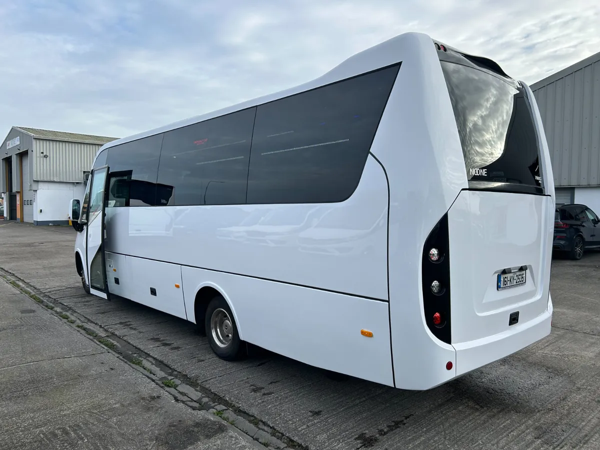 2016 Iveco Turas 700 - Image 2