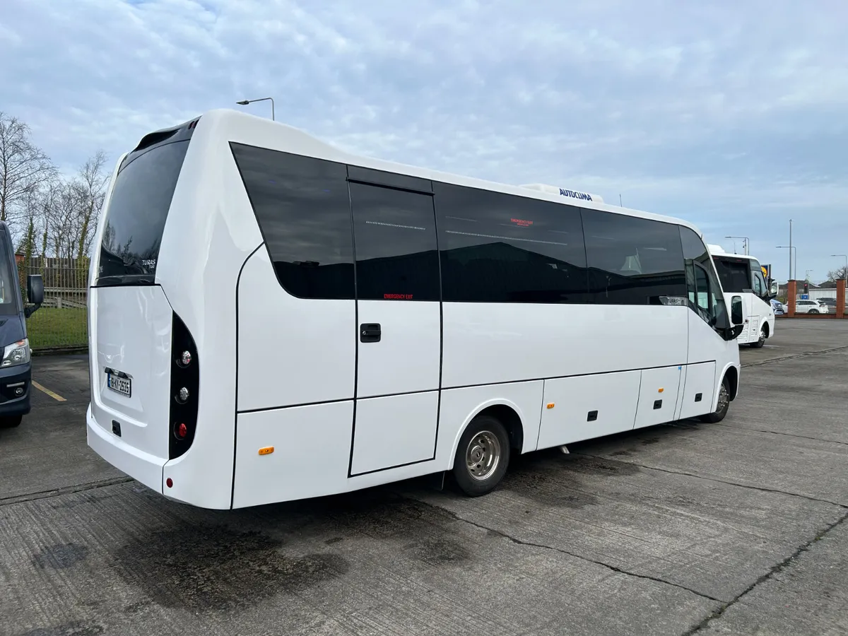 2016 Iveco Turas 700 - Image 4