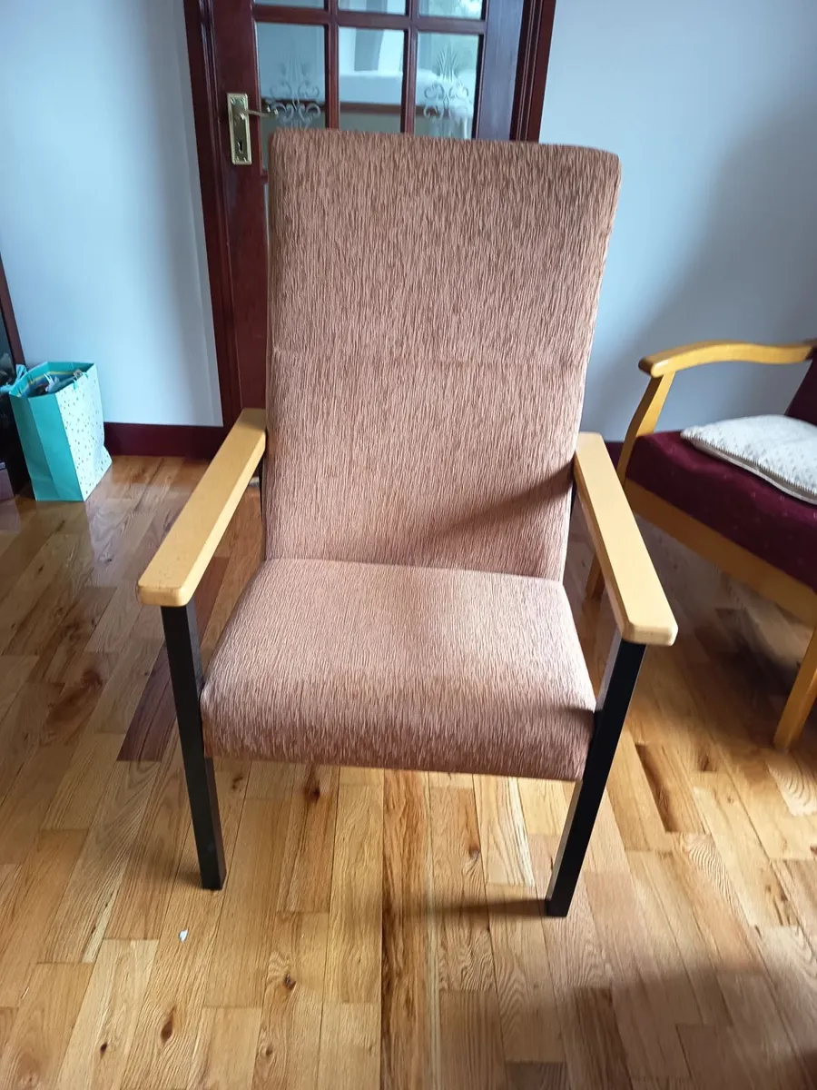 Armchair - Image 1