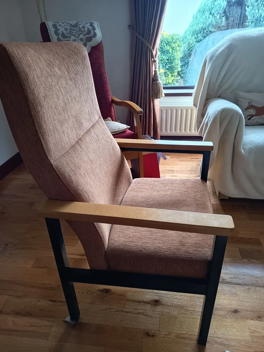 Armchair - Image 2