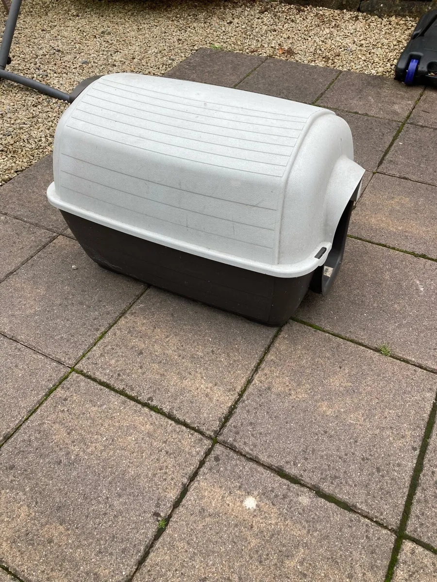 Dog house - Image 2