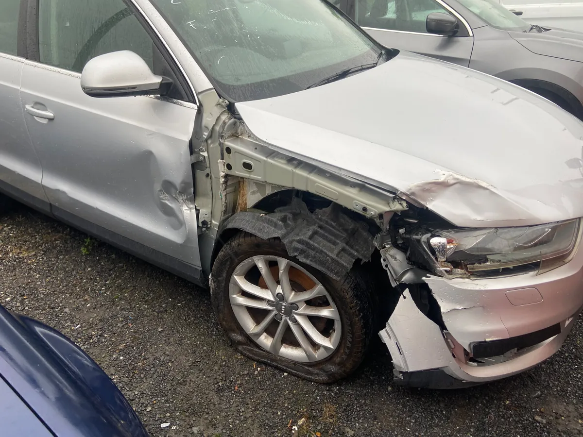 2012 Audi q3 frontal damage - Image 2