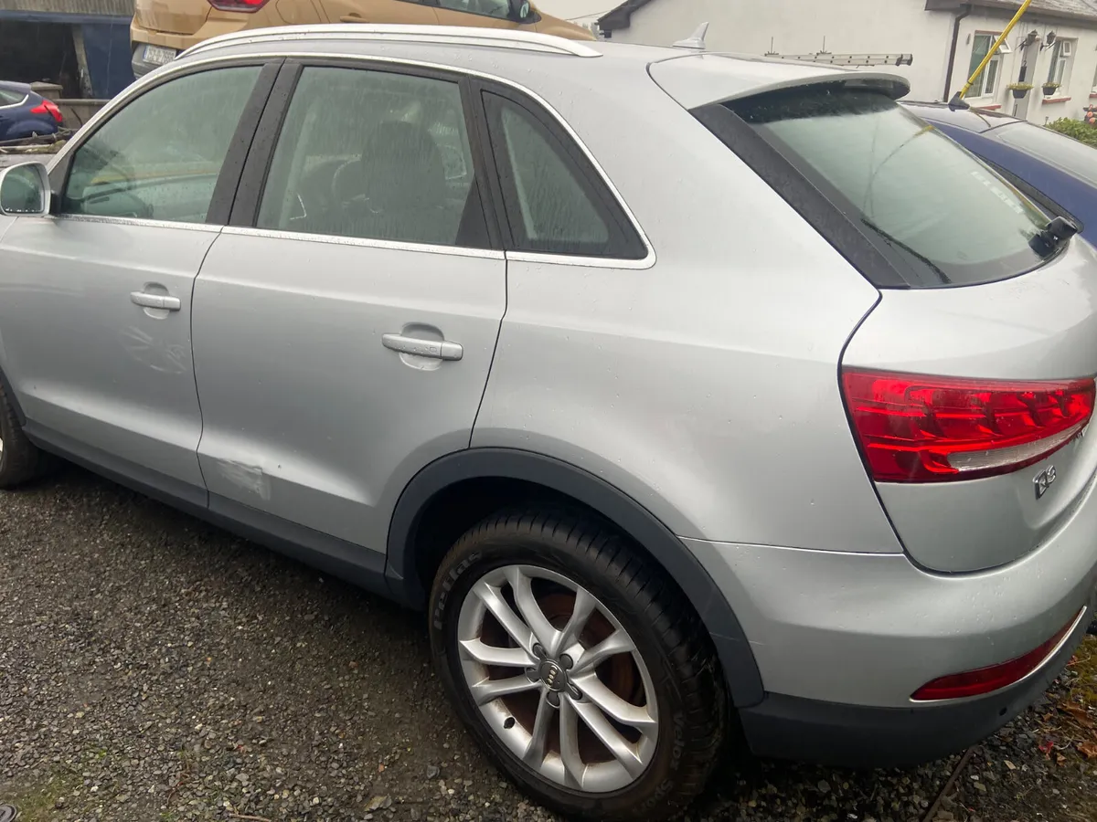 2012 Audi q3 frontal damage - Image 4