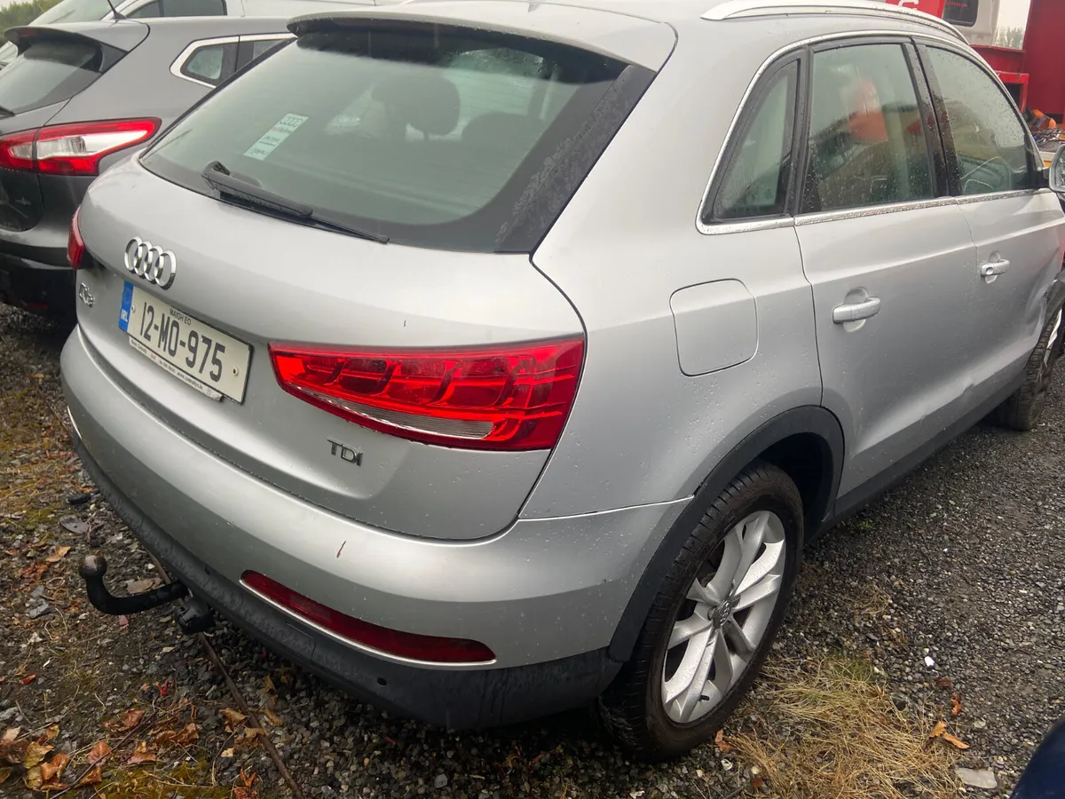 2012 Audi q3 frontal damage - Image 3