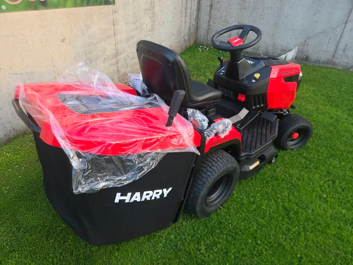 New Harry hydro lawnmower for sale - Image 4