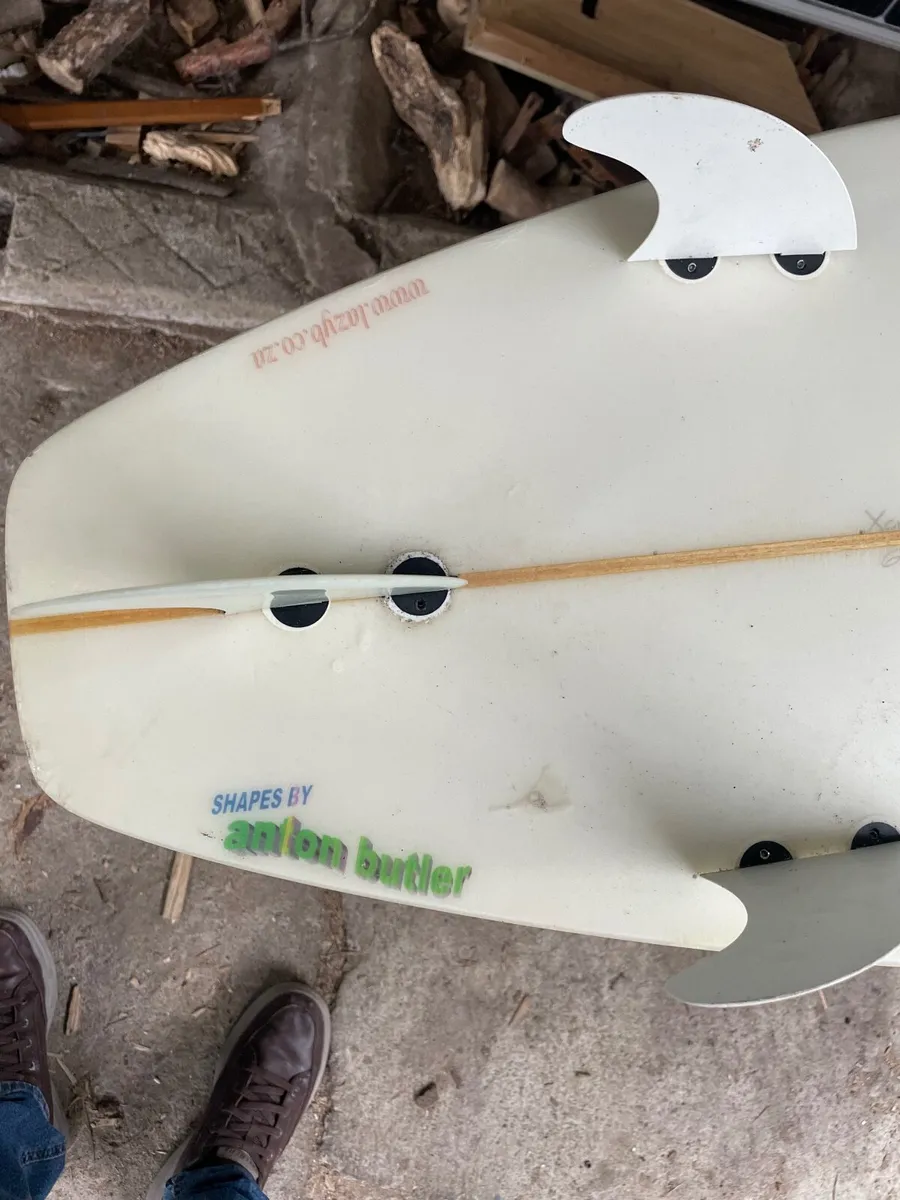 Surfboard - Image 3
