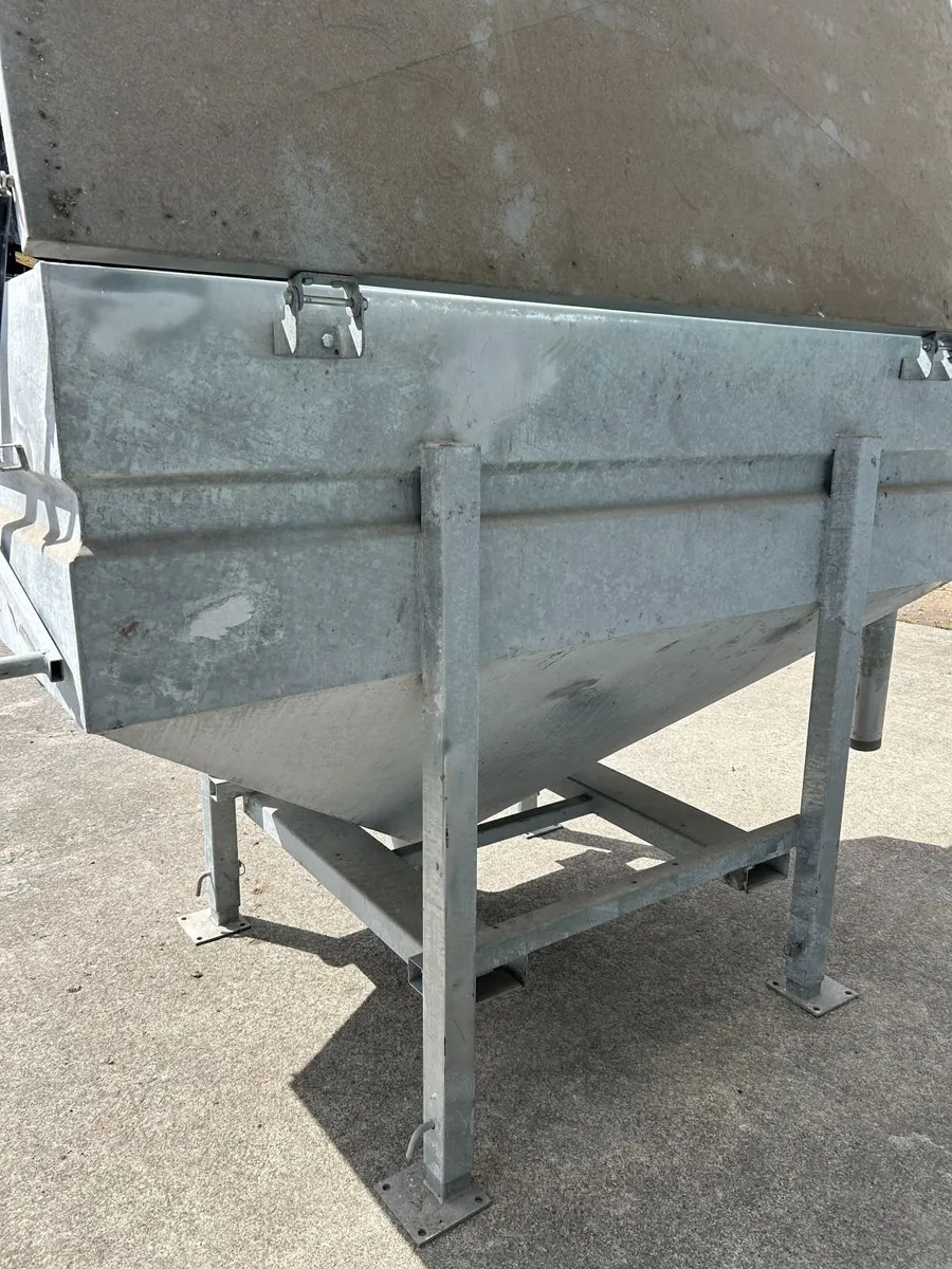 Condon Feed Bin - Image 4