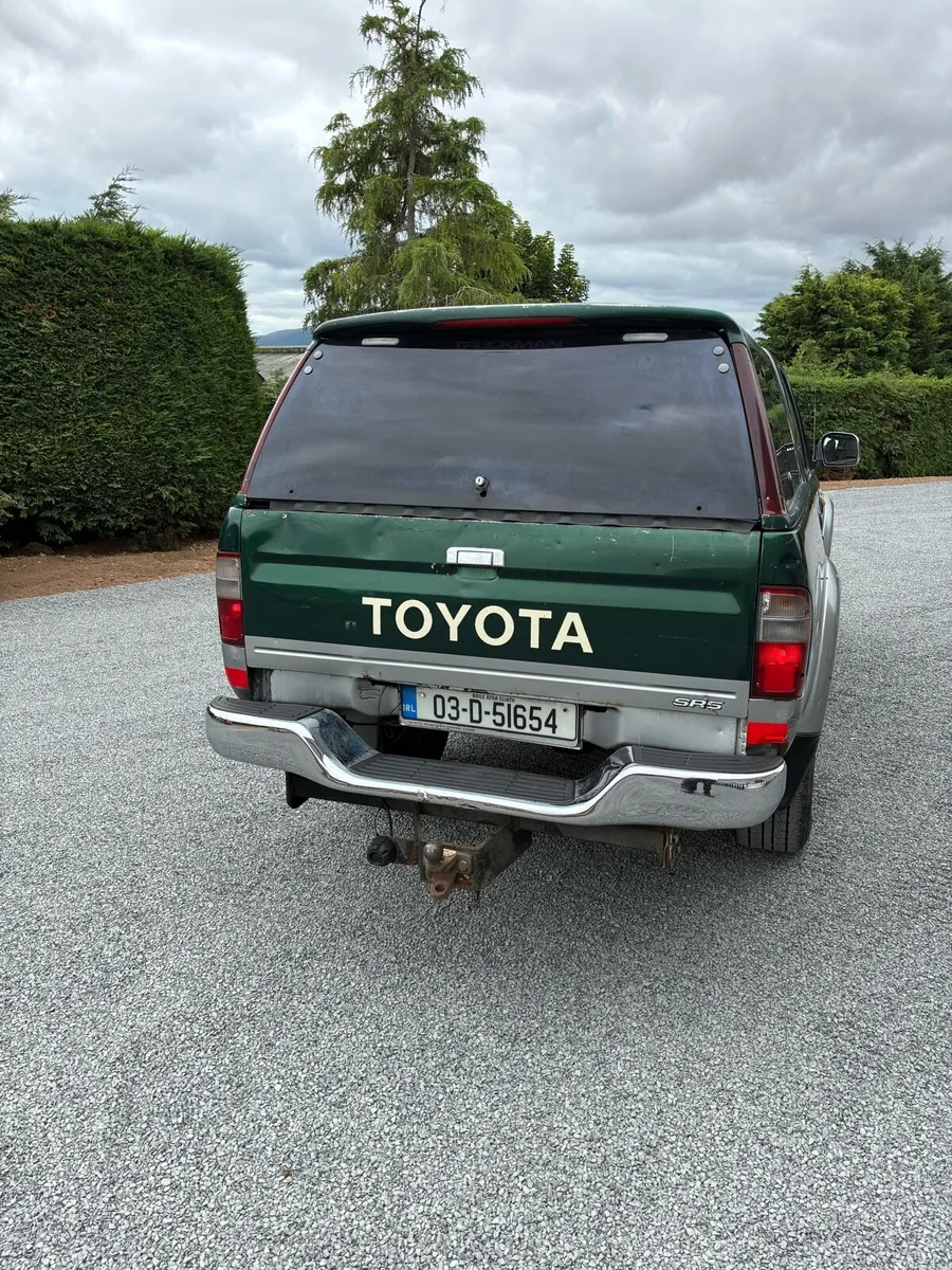 Toyota Hilux Sr5 - Image 4