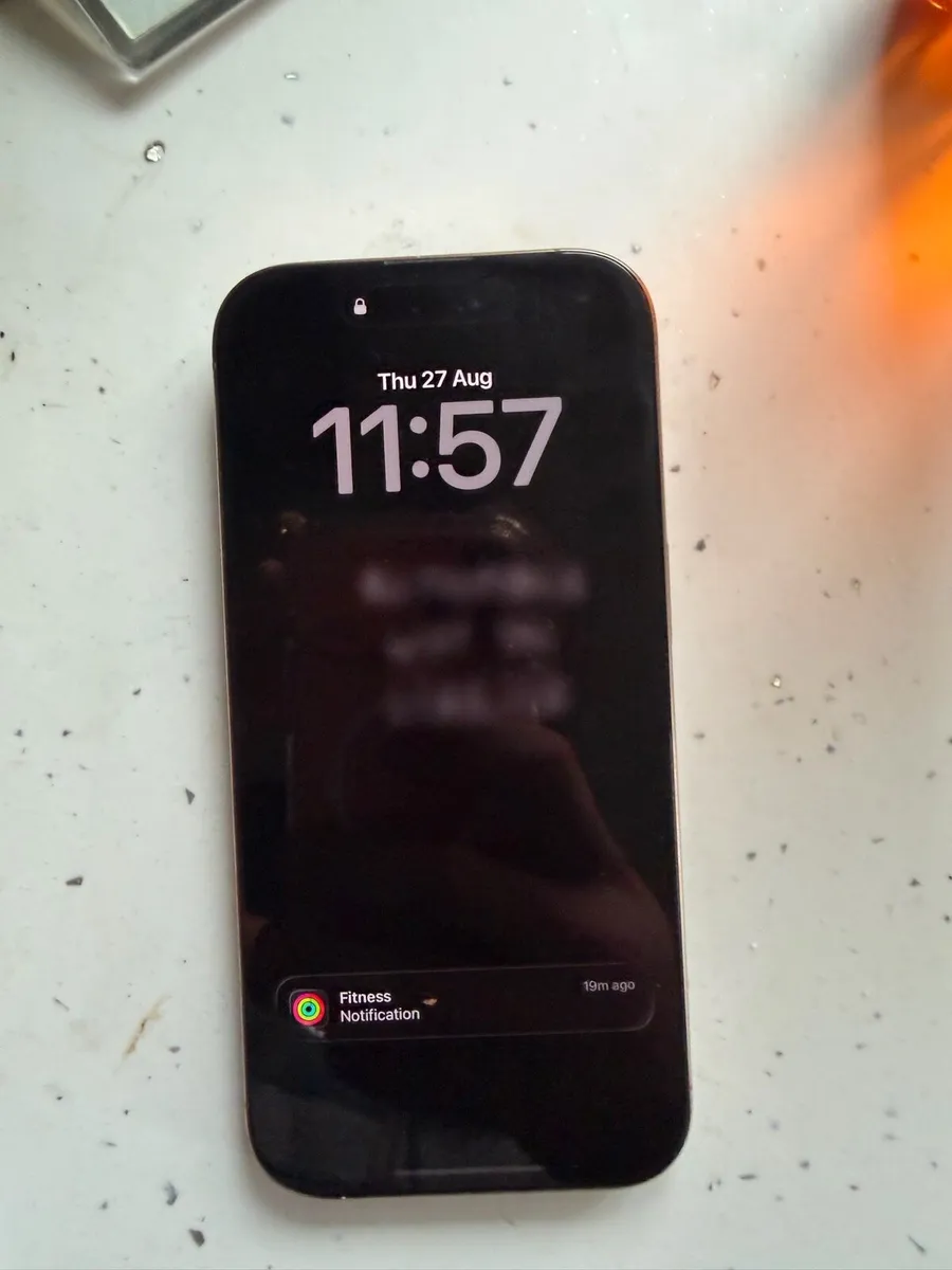 iPhone 16 pro - Image 3