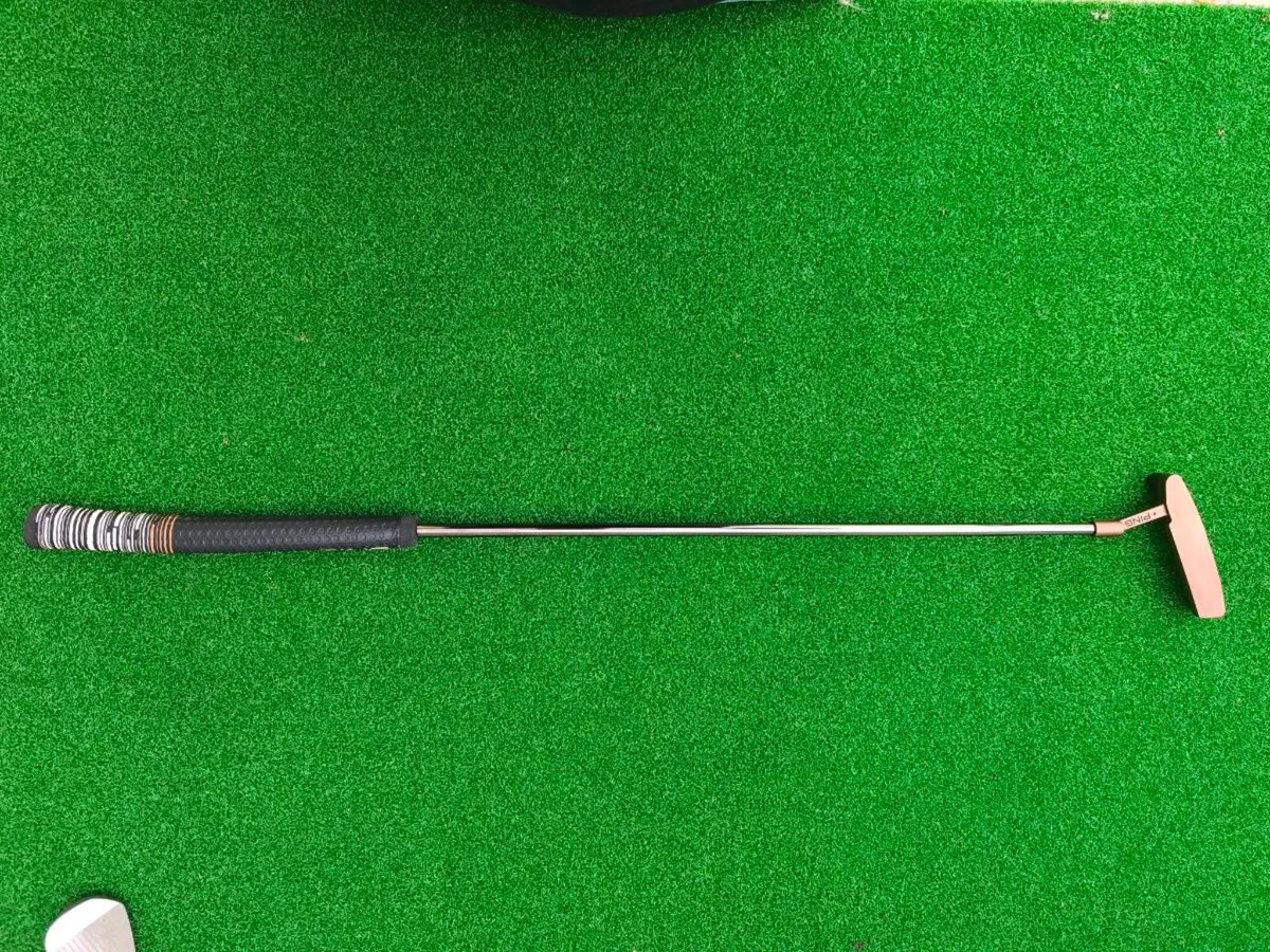 Putter: Ping Heppler Anser 2 - Image 3