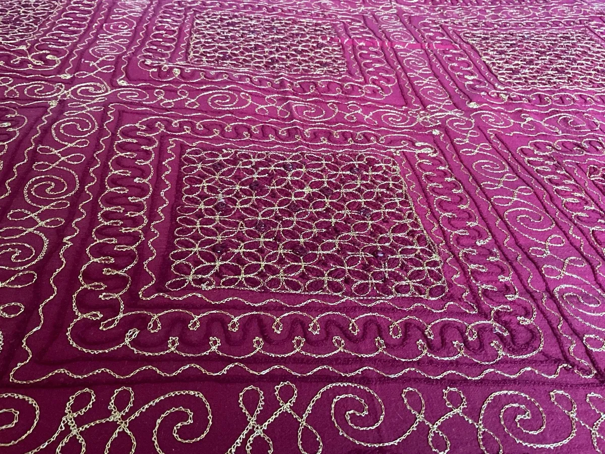 Large Elaborate Design Indian Textile - Image 4