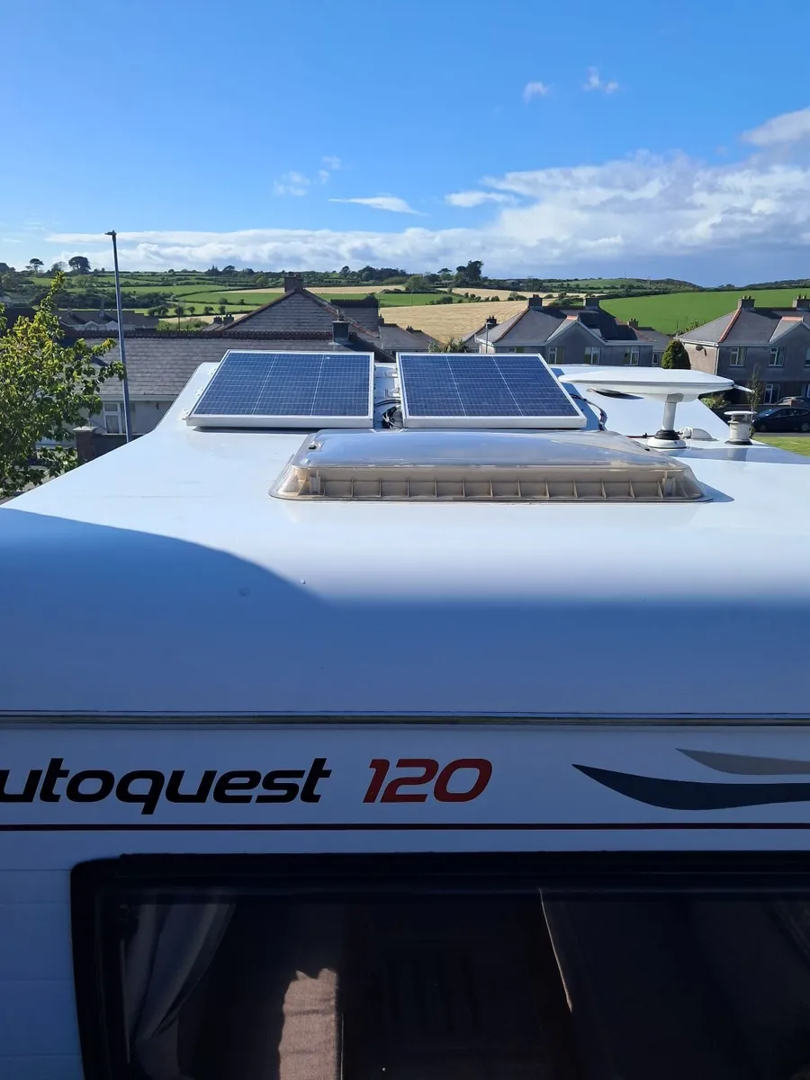 Motorhome - Image 4
