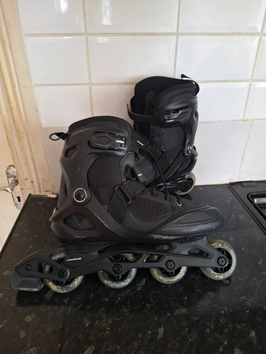 Decathlon Oxelo adult inline skates - Image 1
