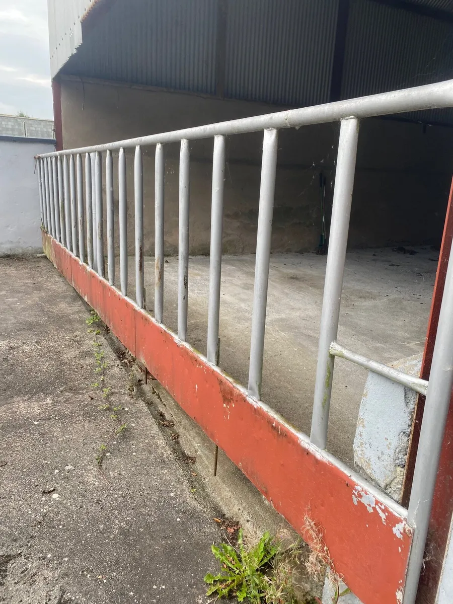 Selection of heavy duty gates and timber fencing - Image 2