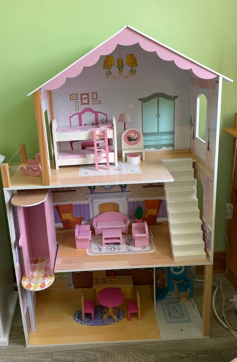 Doll house - Image 2