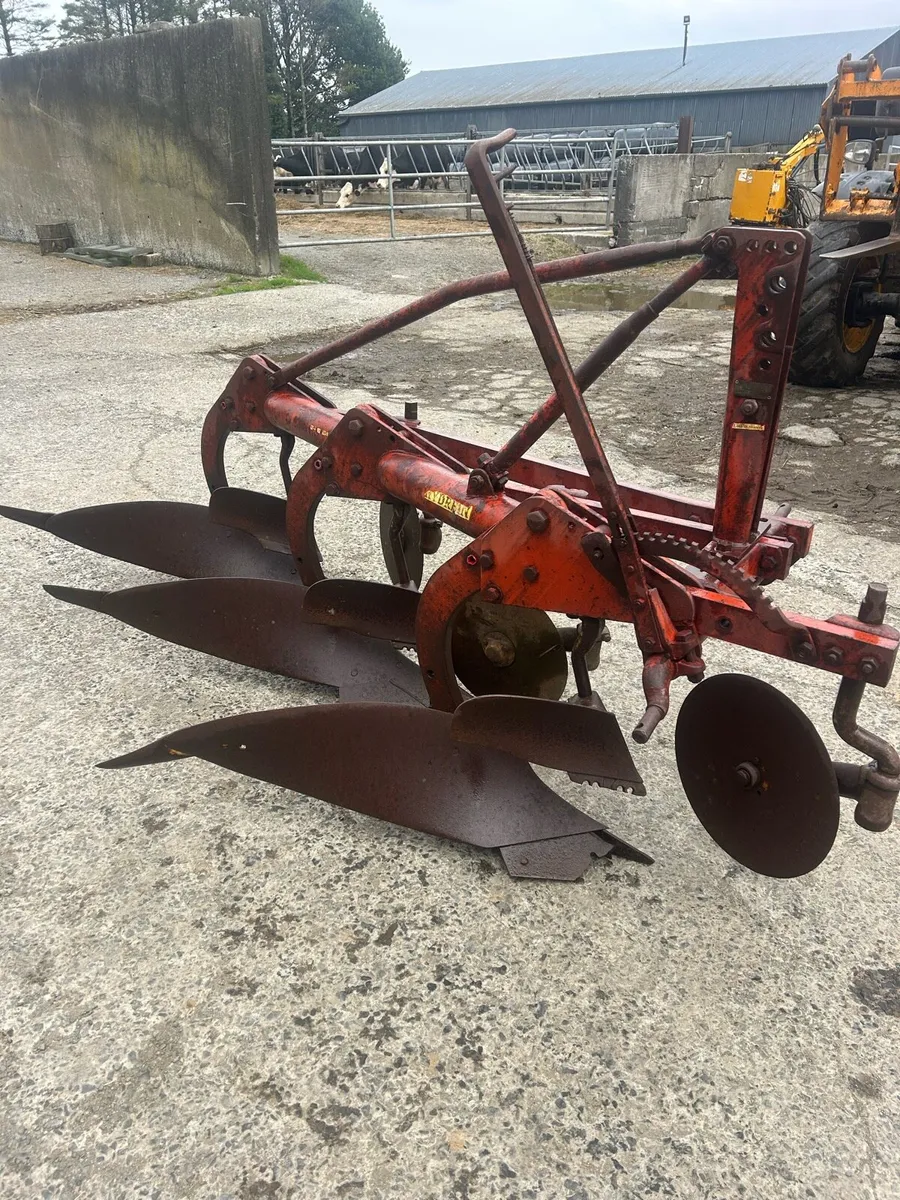 Kverneland Hydrein MD 3-Furrow Plough - Image 1