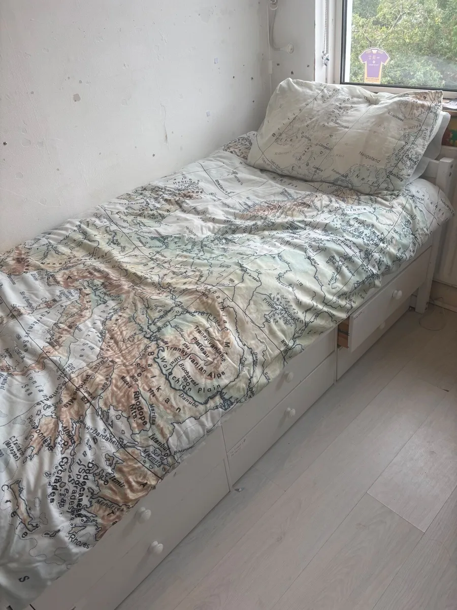Bed - Image 4