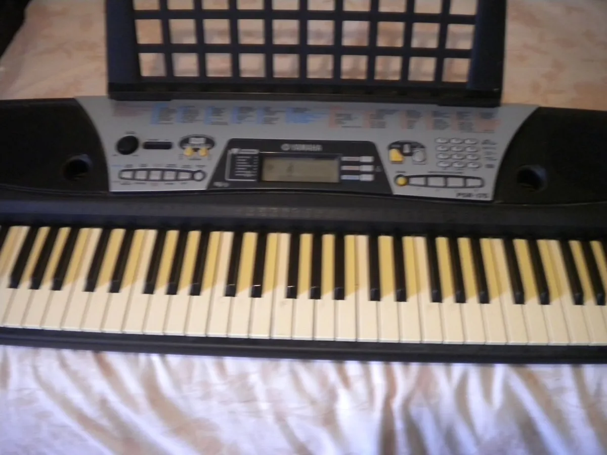 yamaha  psr 175 ketboard - Image 1