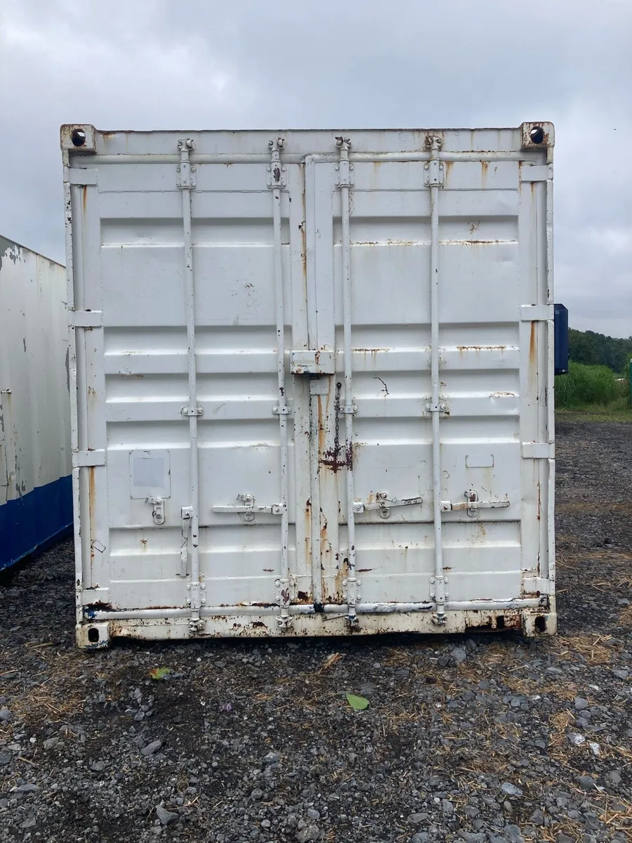 20/8 shipping container - Image 1